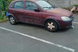 Vitre avant gauche OPEL CORSA C