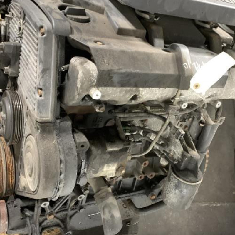 Moteur KIA CARNIVAL 1 Photo n°4