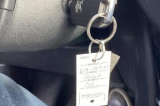 Amortisseur avant droit PEUGEOT 208 1