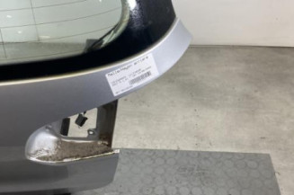 Malle/Hayon arriere VOLKSWAGEN GOLF 6