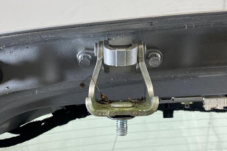 Malle/Hayon arriere VOLKSWAGEN GOLF 6