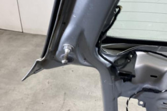 Malle/Hayon arriere VOLKSWAGEN GOLF 6