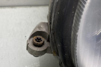 Optique avant principal gauche (feux)(phare) MERCEDES CLASSE C 203