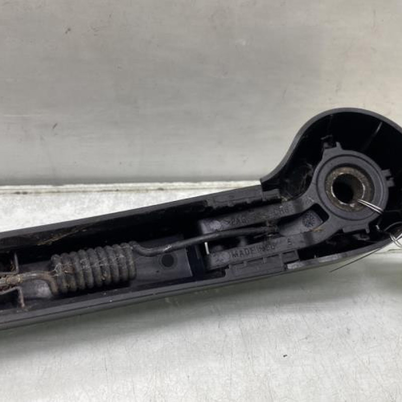Bras essuie glace arriere VOLKSWAGEN GOLF 6 Photo n°3