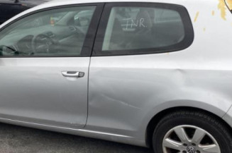 Boite a gants VOLKSWAGEN GOLF 6
