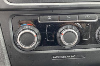 Boite a gants VOLKSWAGEN GOLF 6