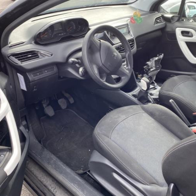 Ceinture arriere gauche PEUGEOT 208 1 Photo n°9