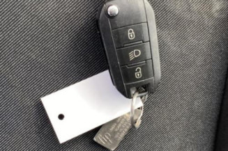 Ceinture arriere gauche PEUGEOT 208 1