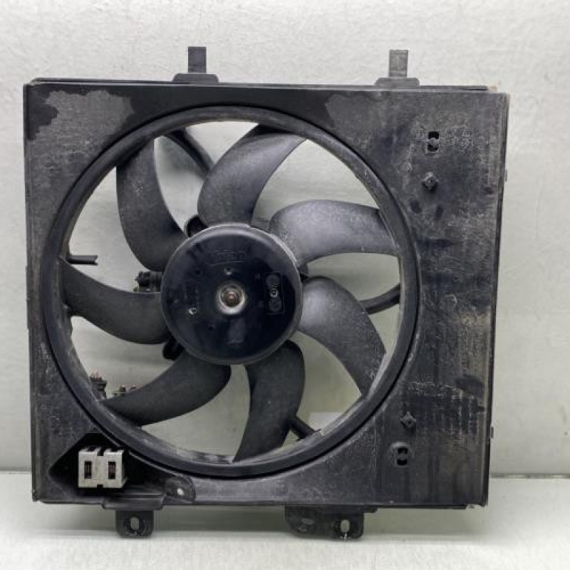 Moto ventilateur radiateur PEUGEOT 208 1 Photo n°1