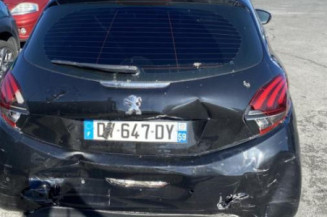 Ecran GPS PEUGEOT 208 1