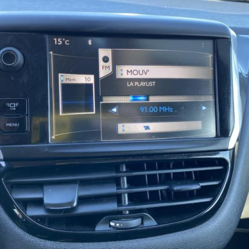 Ecran GPS PEUGEOT 208 1 Photo n°18