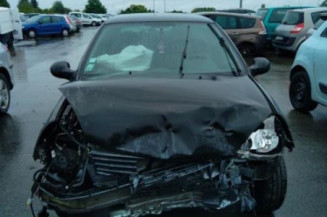 Malle/Hayon arriere RENAULT CLIO 2 CAMPUS