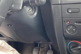 Interrupteur de leve vitre avant gauche RENAULT CLIO 2 CAMPUS