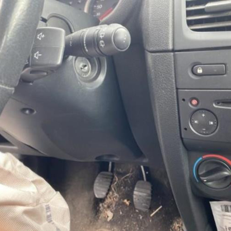 Interrupteur de leve vitre avant gauche RENAULT CLIO 2 CAMPUS Photo n°17