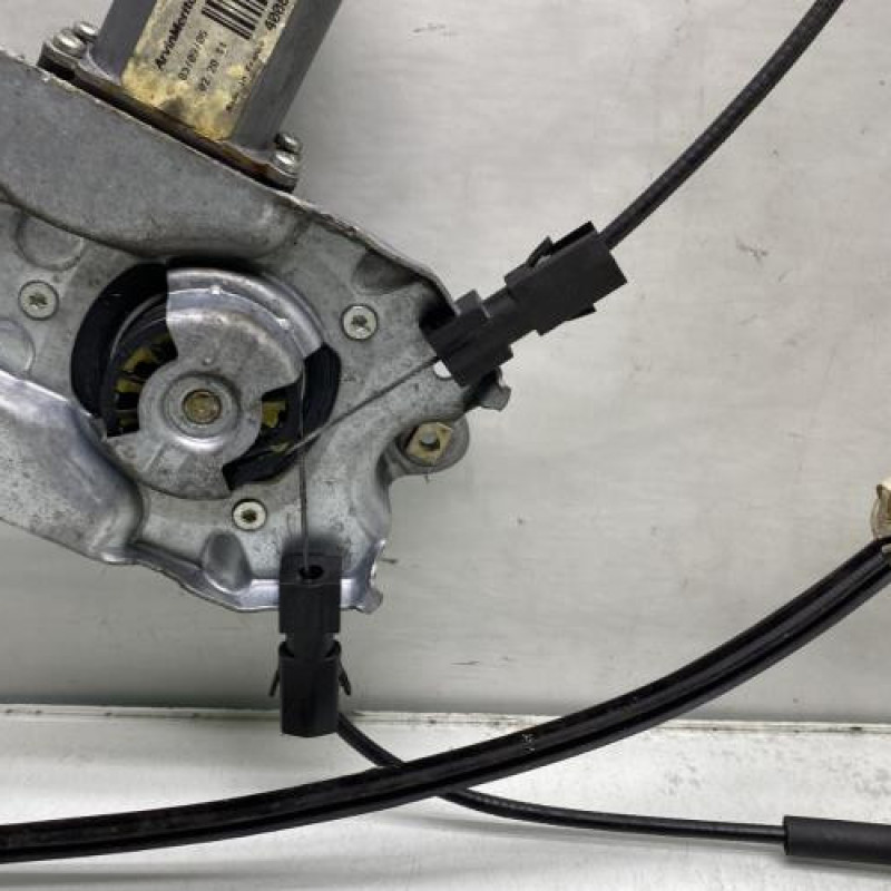 Leve vitre electrique avant droit RENAULT CLIO 3 Photo n°5
