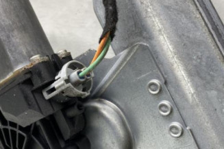Leve vitre electrique avant droit RENAULT CLIO 3