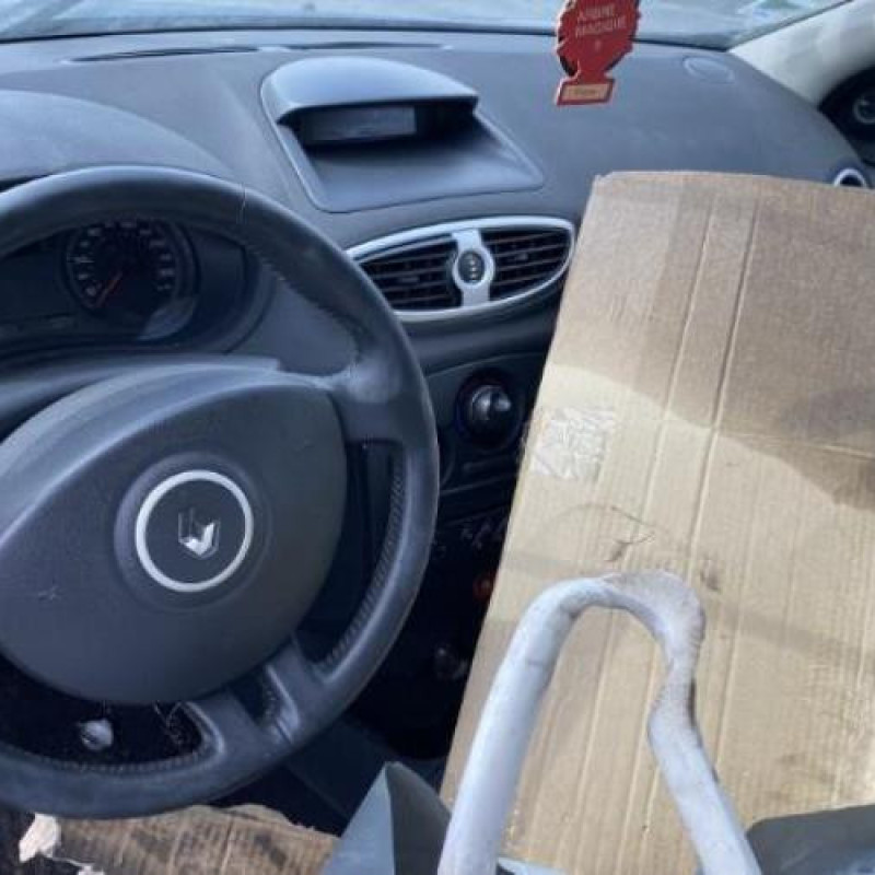 Leve vitre electrique avant droit RENAULT CLIO 3 Photo n°20