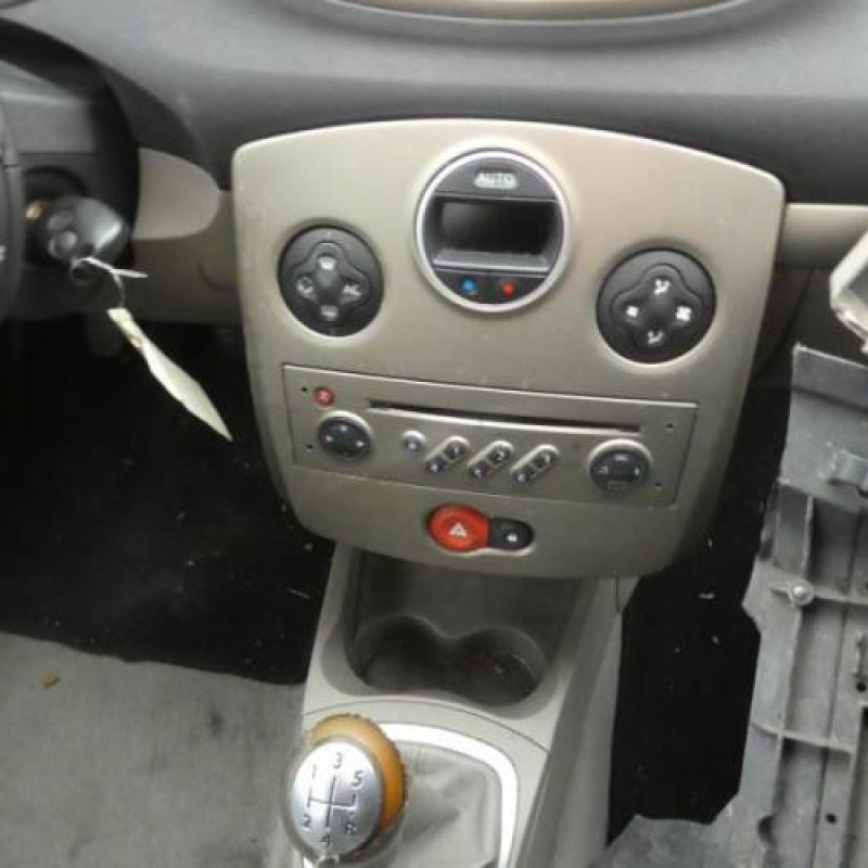Bras essuie glace avant droit RENAULT CLIO 3 Photo n°10