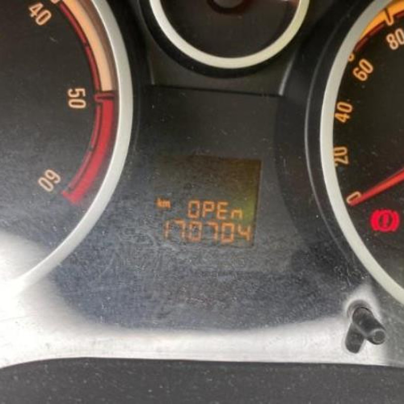 Bras essuie glace arriere OPEL CORSA D Photo n°18