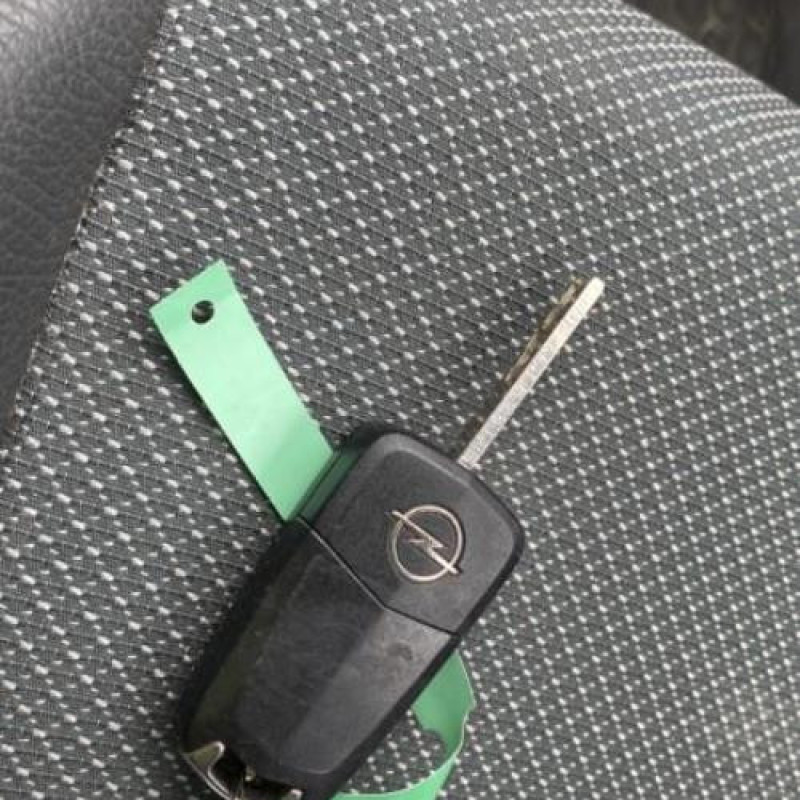 Pare soleil droit OPEL CORSA D Photo n°19