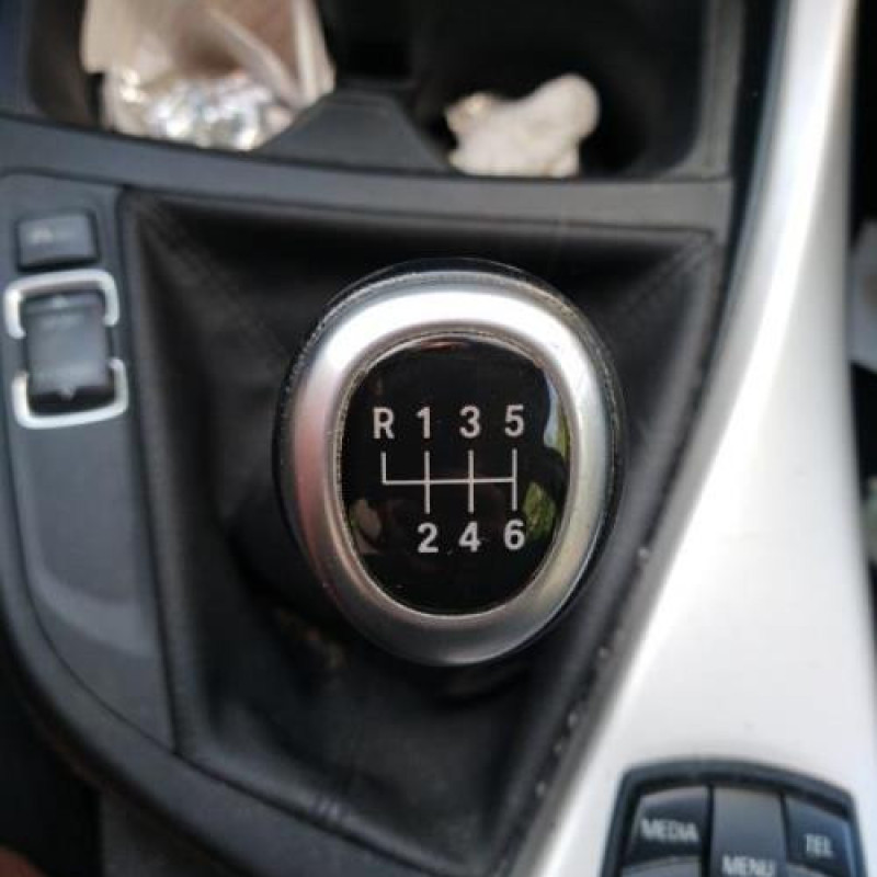 Amortisseur avant droit BMW SERIE 1 F20 Photo n°17