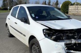 Pompe à carburant RENAULT CLIO 3