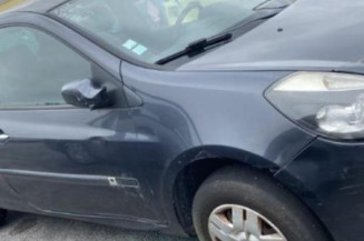 Bras essuie glace avant droit RENAULT CLIO 3