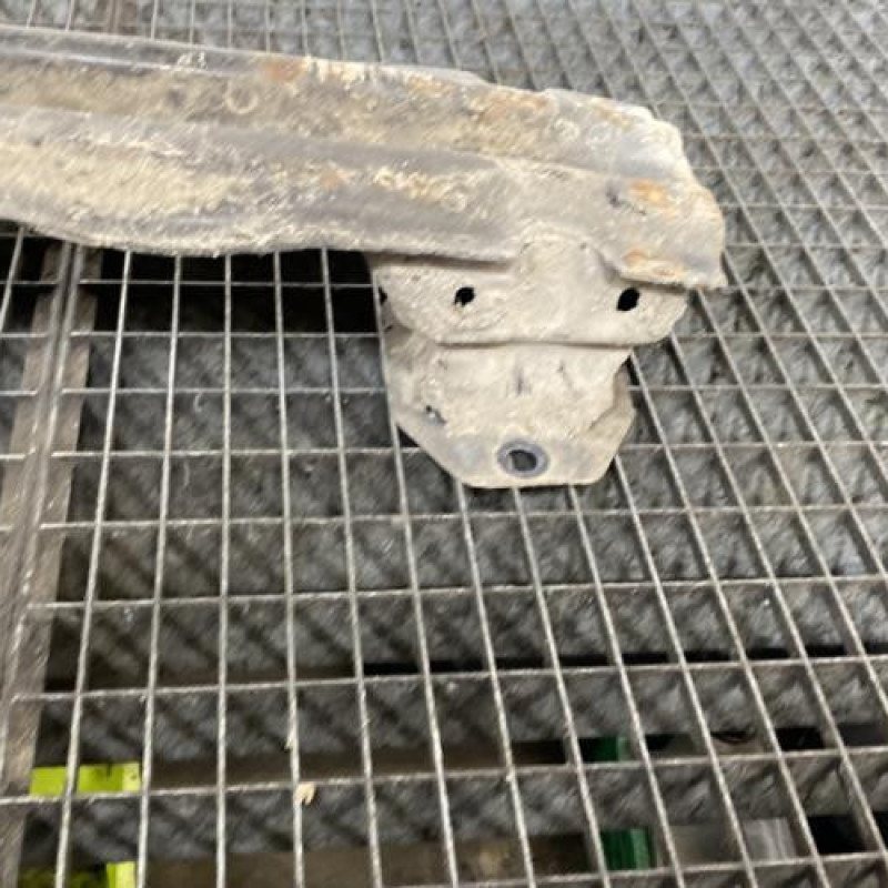 Renfort pare choc arriere (traverse) VOLKSWAGEN UP Photo n°3