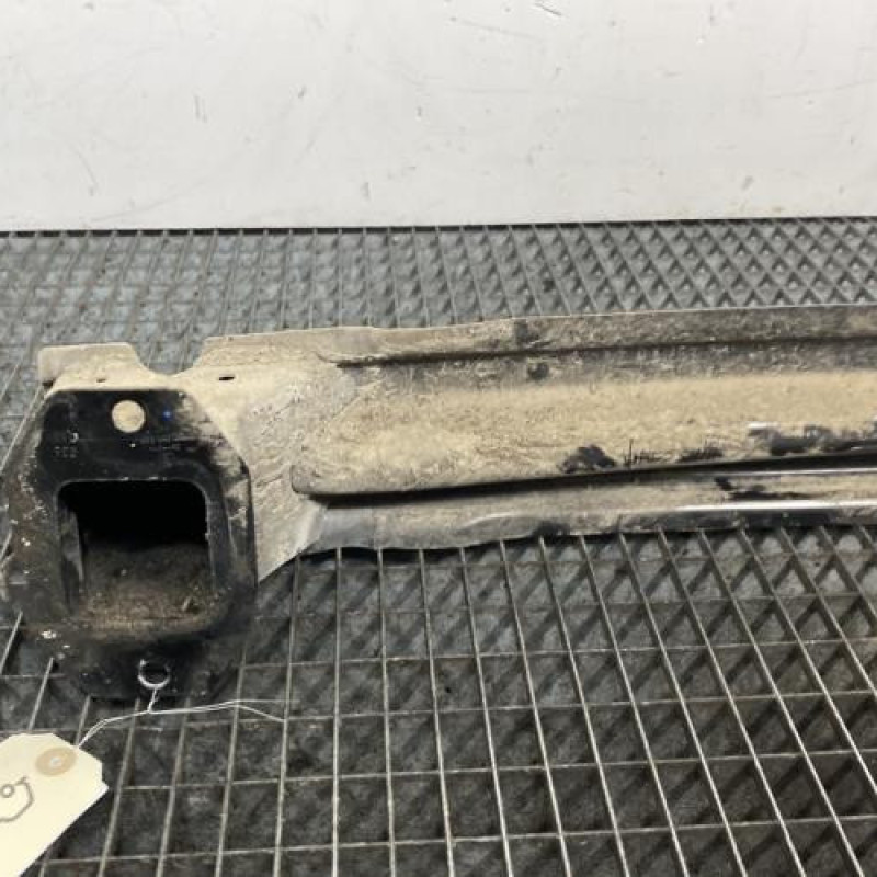 Renfort pare choc arriere (traverse) VOLKSWAGEN UP Photo n°5
