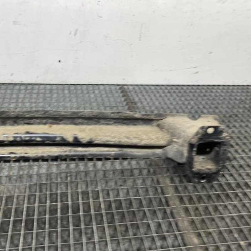 Renfort pare choc arriere (traverse) VOLKSWAGEN UP Photo n°6