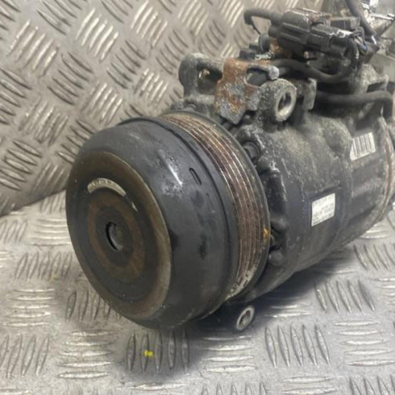 Compresseur clim MERCEDES SPRINTER 2 Photo n°4