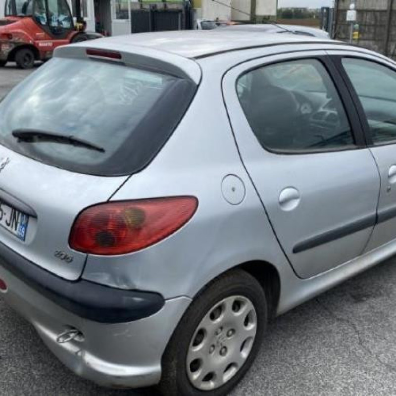 Serrure arriere droit PEUGEOT 206 Photo n°8