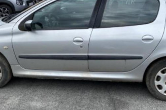 Serrure arriere droit PEUGEOT 206