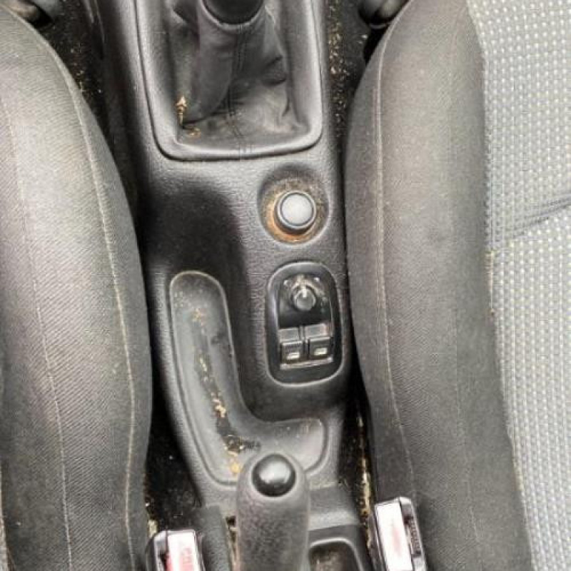 Serrure arriere droit PEUGEOT 206 Photo n°20