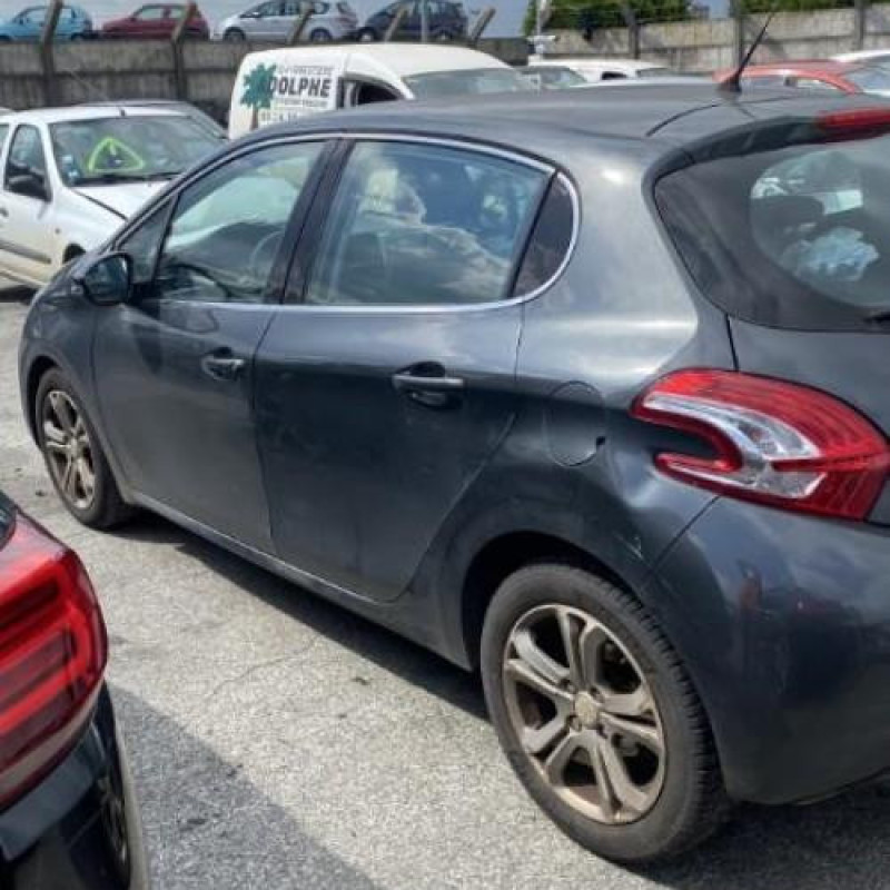 Autoradio d'origine PEUGEOT 208 1 Photo n°8