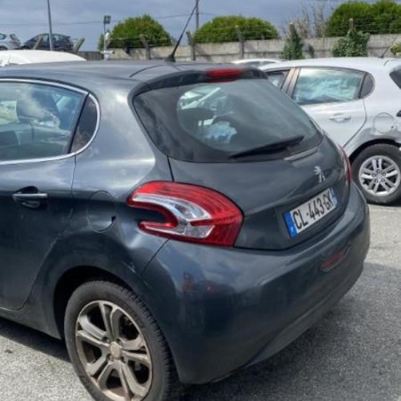 Autoradio d'origine PEUGEOT 208 1 Photo n°9