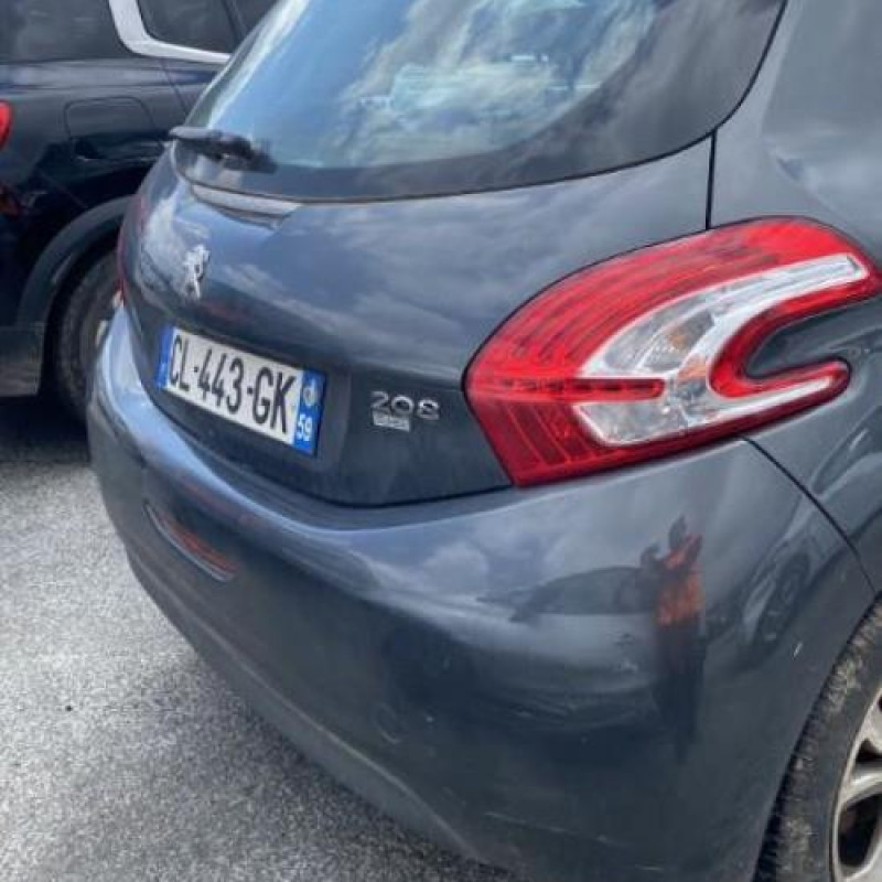 Autoradio d'origine PEUGEOT 208 1 Photo n°10
