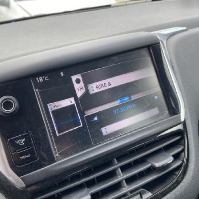 Autoradio d'origine PEUGEOT 208 1 Photo n°17