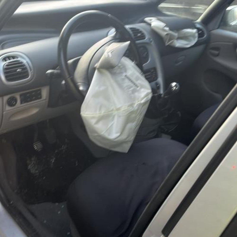 Verin de coffre CITROEN XSARA PICASSO Photo n°8