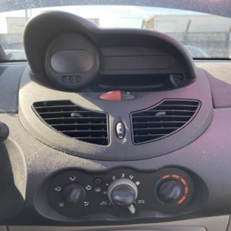 Volant RENAULT TWINGO 2 Photo n°17