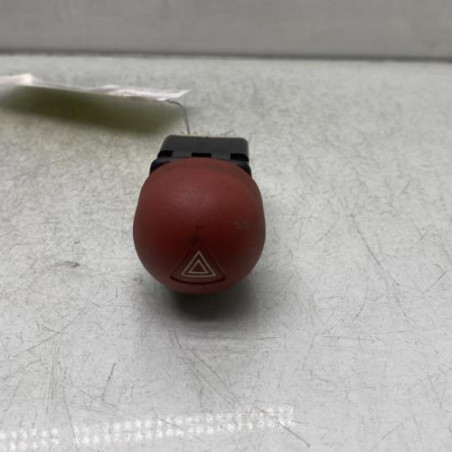 Bouton de warning RENAULT TWINGO 1 Photo n°1