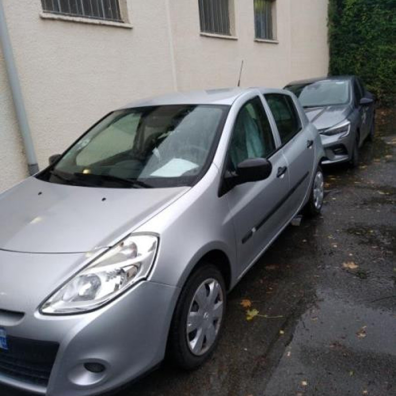 Pare soleil gauche RENAULT CLIO 3 Photo n°5