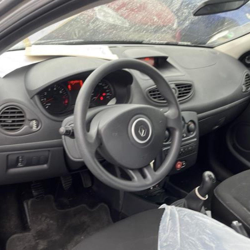 Pare soleil gauche RENAULT CLIO 3 Photo n°16
