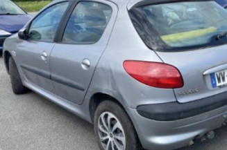Serrure avant droit PEUGEOT 206