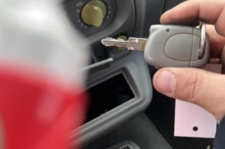 Interrupteur de leve vitre avant gauche RENAULT TWINGO 1