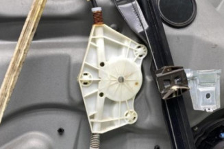 Leve vitre electrique avant droit VOLKSWAGEN GOLF 4