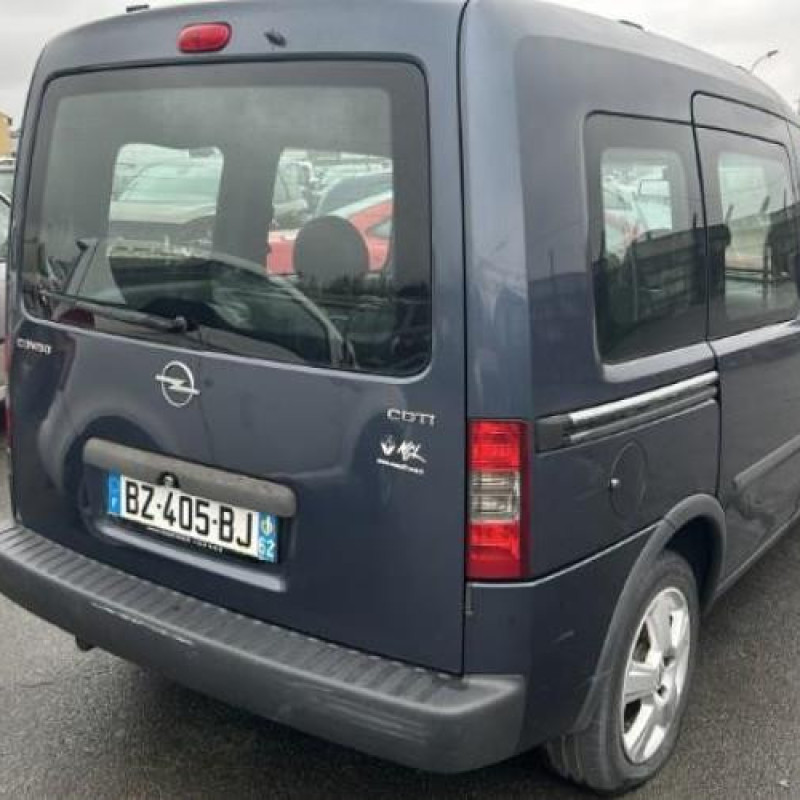 Leve vitre electrique avant gauche OPEL COMBO C Photo n°10