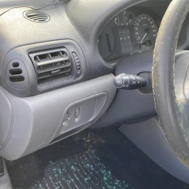 Commande chauffage RENAULT CLIO 2 Photo n°20