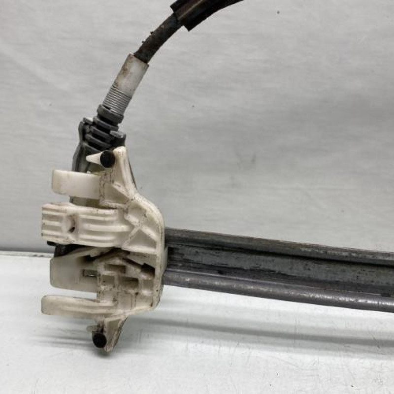 Leve vitre electrique arriere droit PEUGEOT 406 Photo n°2
