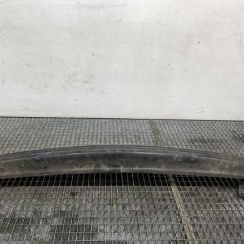 Renfort pare choc arriere (traverse) VOLKSWAGEN GOLF 5 Photo n°1